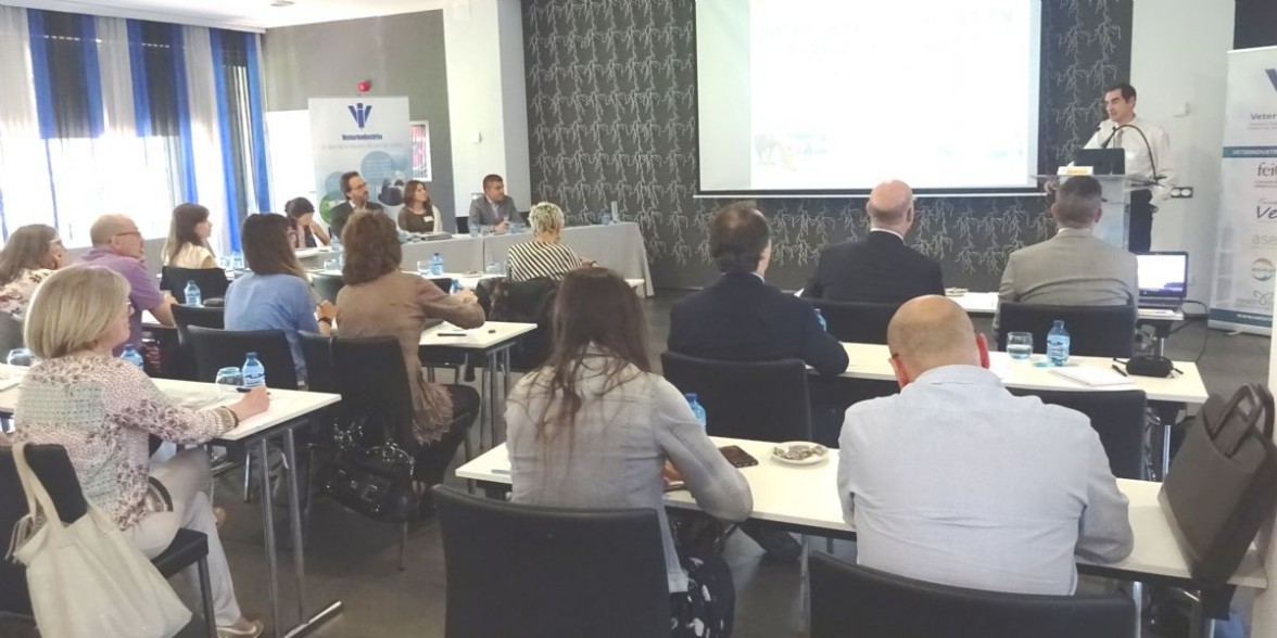 Curso de Farmacovigilancia Veterinaria 25