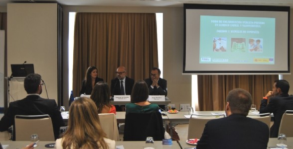 Foro de colaboracin pblico privada sanidad animal y nanomedicina de Vet+i